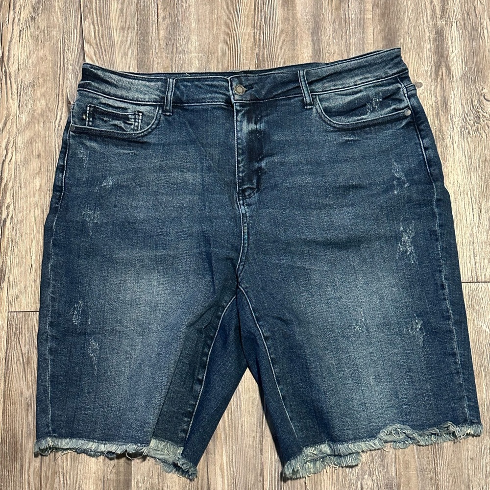 Judy Blue Dark Blue Distressed Denim Shorts